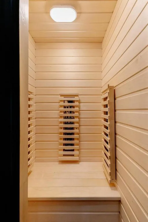 Стильная евродвушка с мини-сауной