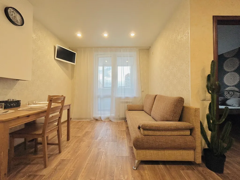 Квартира Новая квартира в Кузьминках — Омск