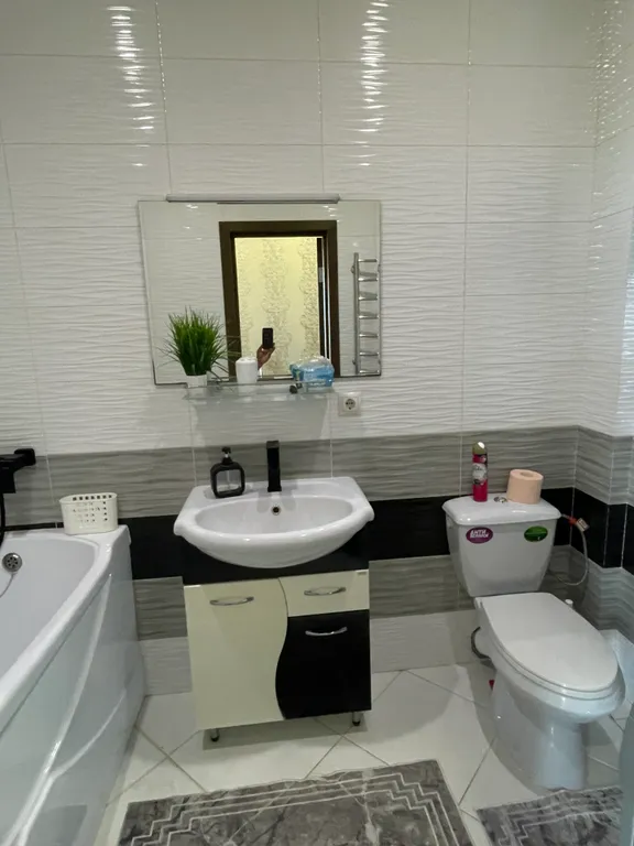 Квартира 2-комнатная Квартира — Геленджик