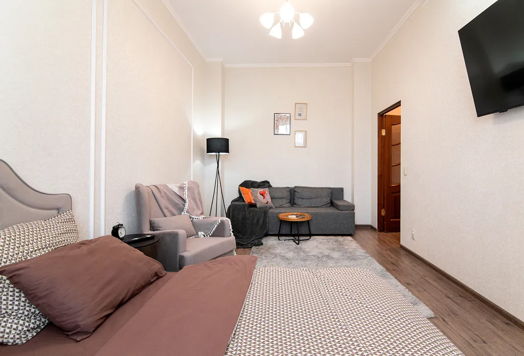 "Алиса в стране чудес", 2-х комн. квартира в центре города