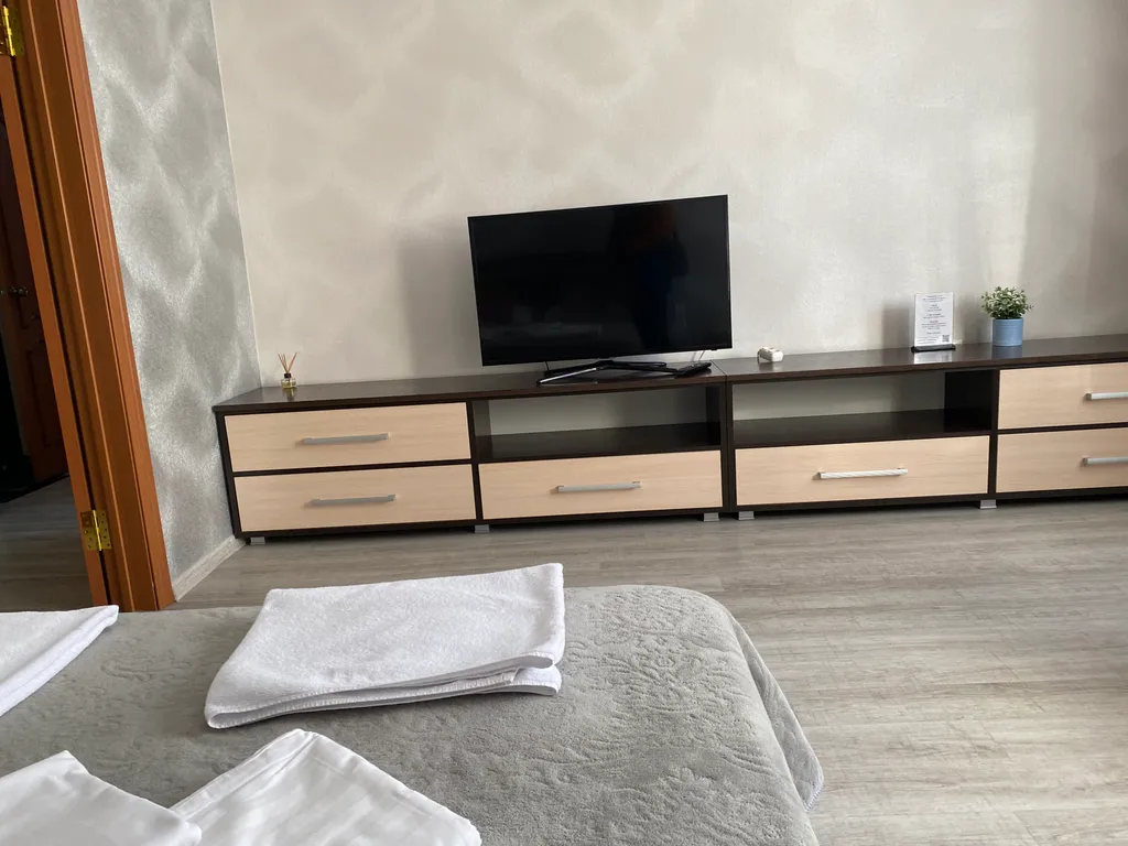 Квартира Квартира 1комн возле Планеты с деревянным балконом — Красноярск