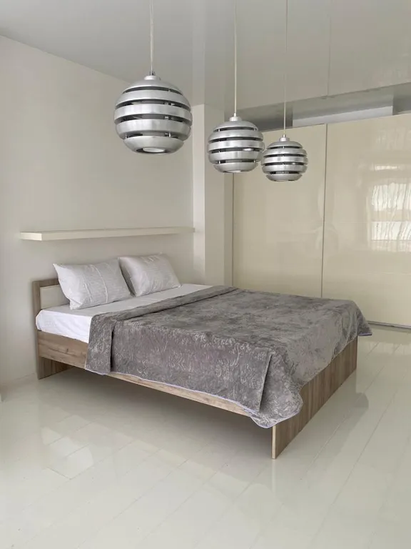 Студия с панорамным видом