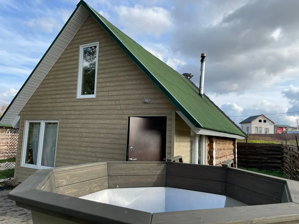 Дом-баня с шикарным видом из окна и сибирским банным чаном