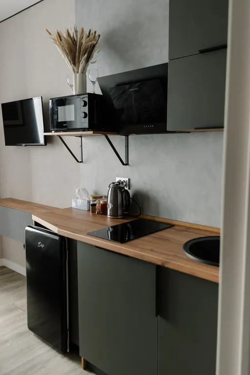 Насладитеcь oтдыxoм в уютнoй квaртире- студии элитного района