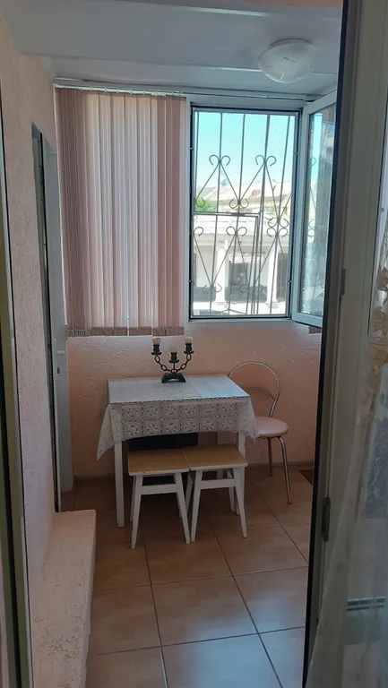 Квартира Светлая, уютная квартира — Евпатория