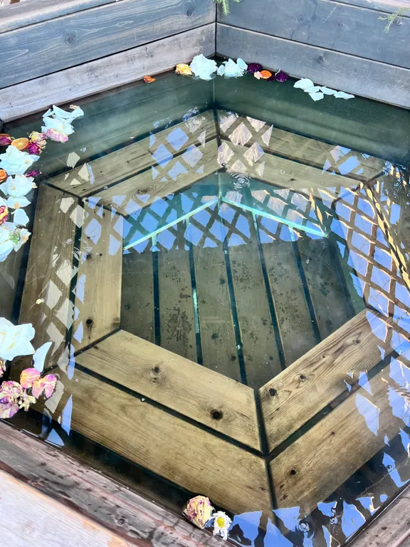 Дом с мангалом и баней