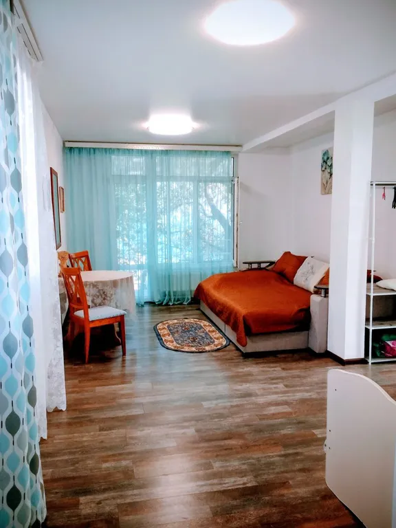 Рядом с морем 2-ой этаж в частном доме с отдельным входом