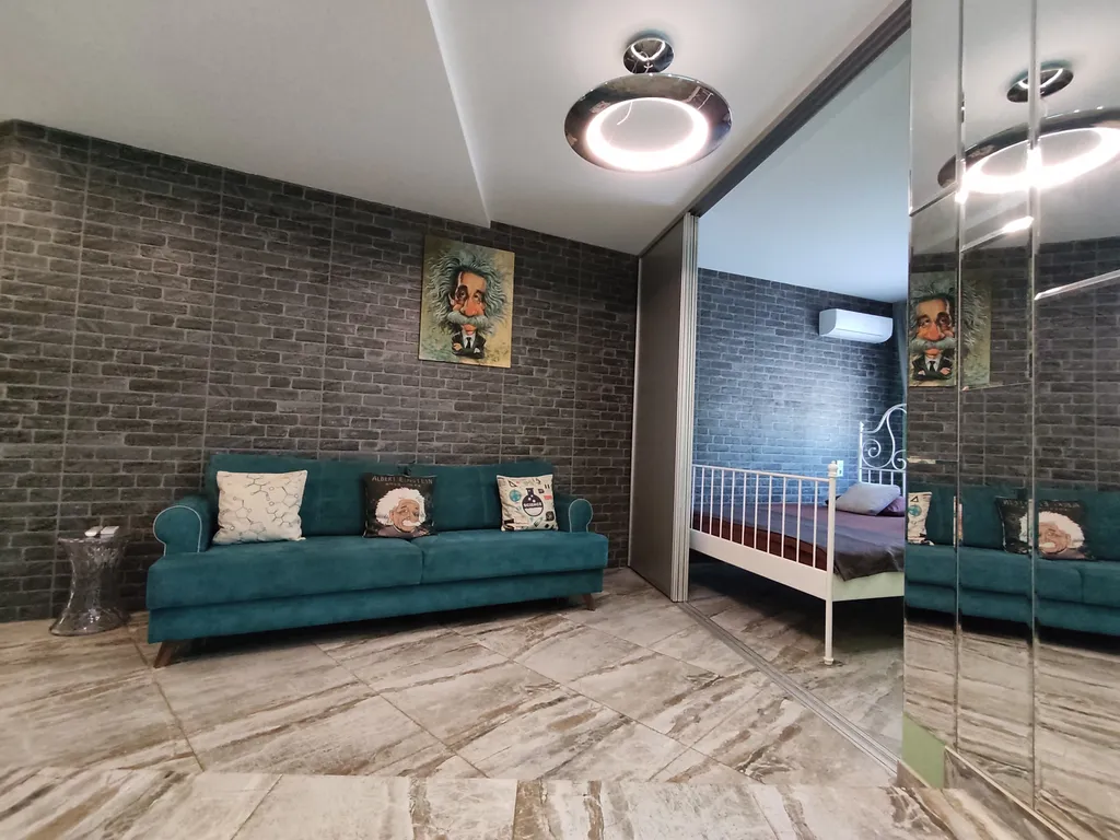 Квартира Дизайнерская квартира в стиле великого Эйнштейна — Ростов-на-Дону