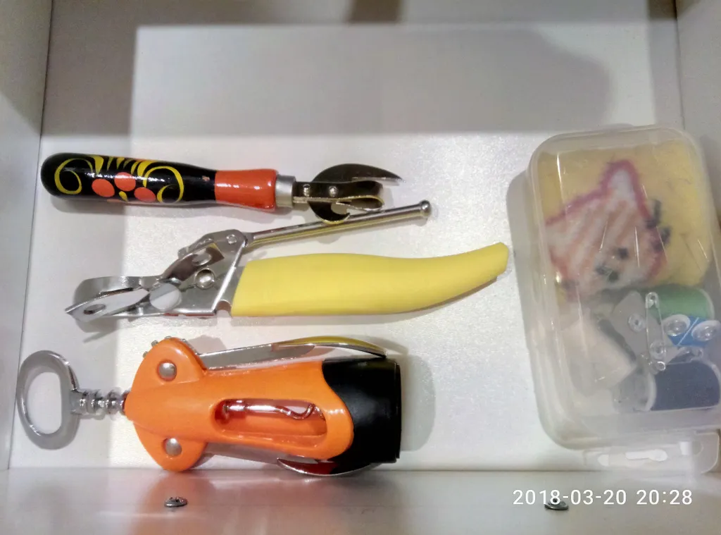 Уютная студия Мегаполис с большими окнами и плотными шторами