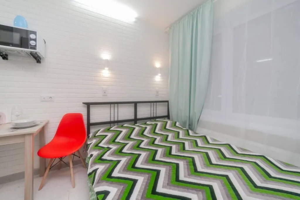 Квартира-студия в жк новокрасково-1