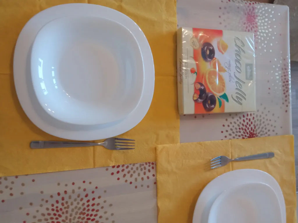 Студия с видом на пруд