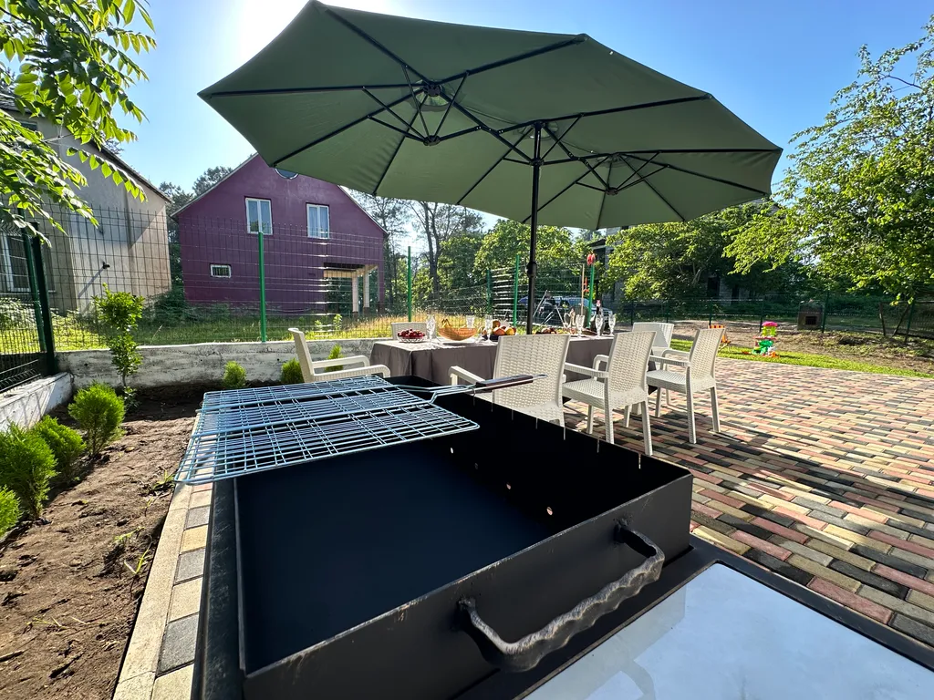 Большая вилла с песчанным пляжем