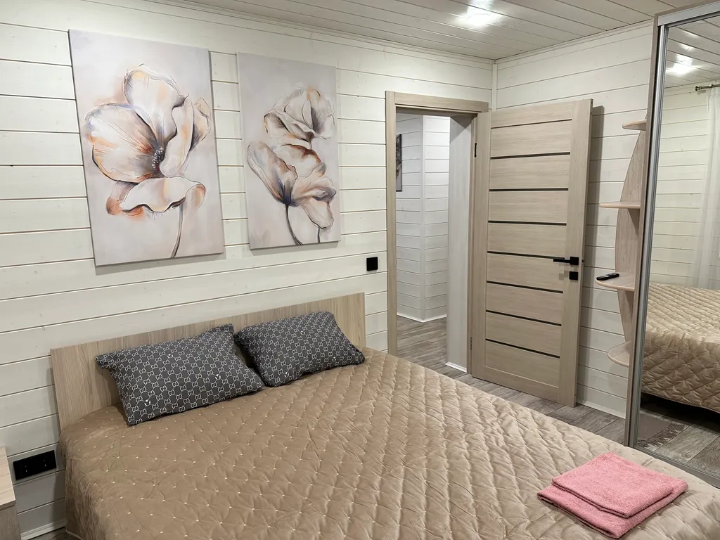 Дом на участке 6 сот.