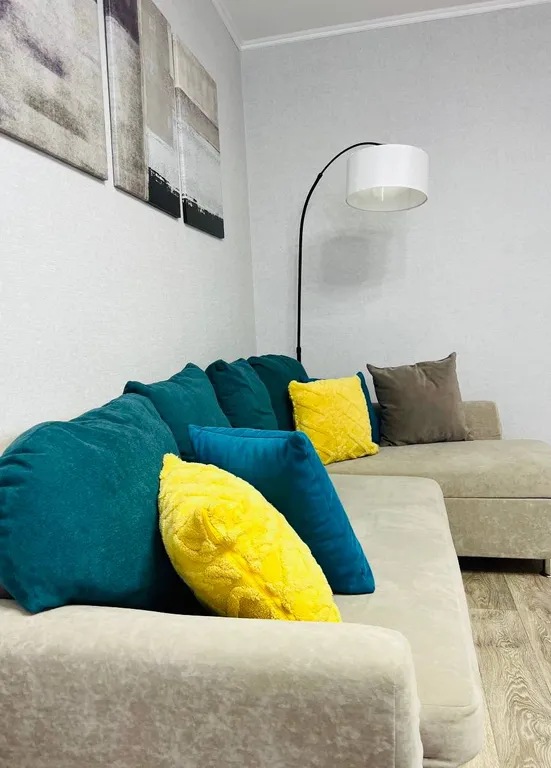 Уютная и просторная 1 квартира у ТЦ Остров