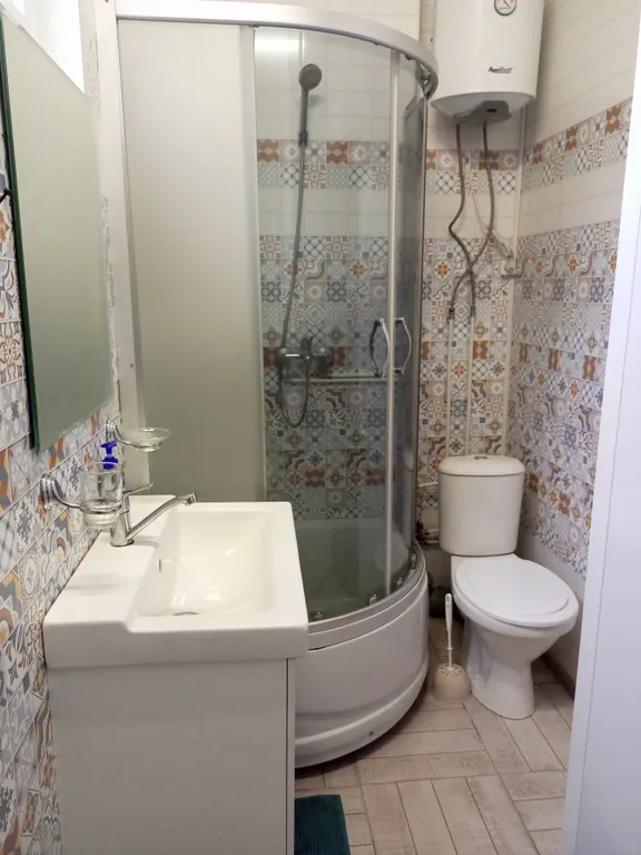 Уютный зимний дом со всеми удобствами рядом с лесом