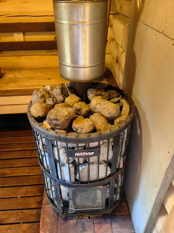 Шале и баня на 1 линии озера Красное, 2 километра от Финского залива, Пески