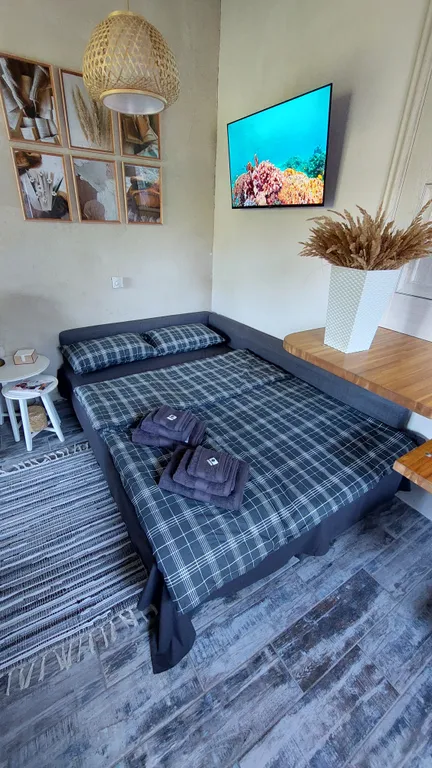 Просторная студия в зелёном тихом районе