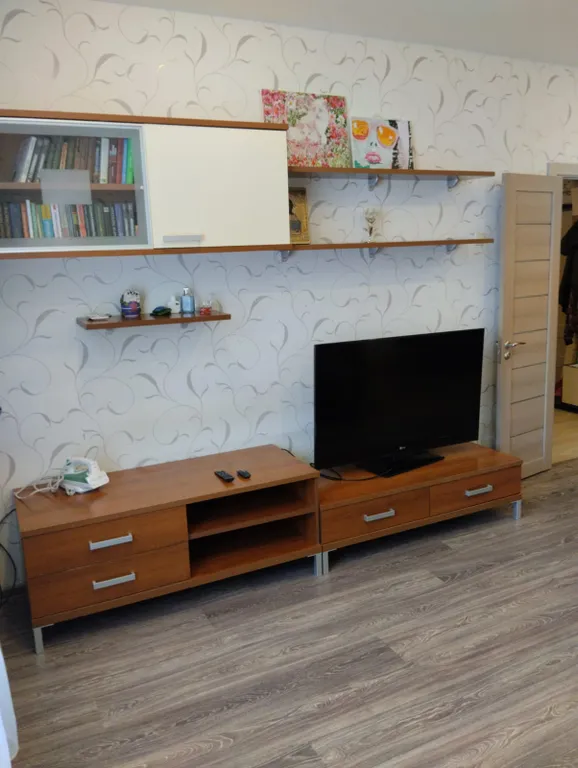 Уютная квартира — аренда посуточно в Кировск