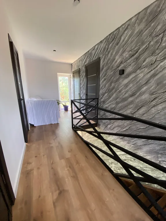 4-комнатный Дом