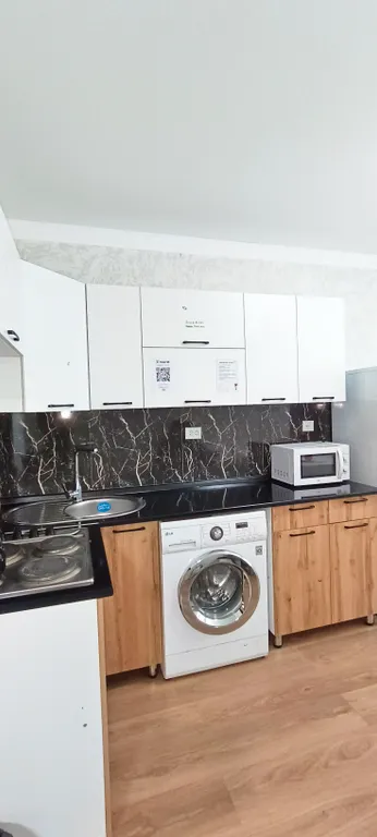 Новая квартира напротив трц апорт расположен в западное части города