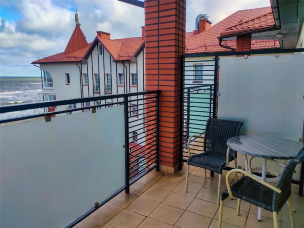 Квартира Двухместный стандартный номер с видом на море и балконом — аренда посуточно в Зеленоградск