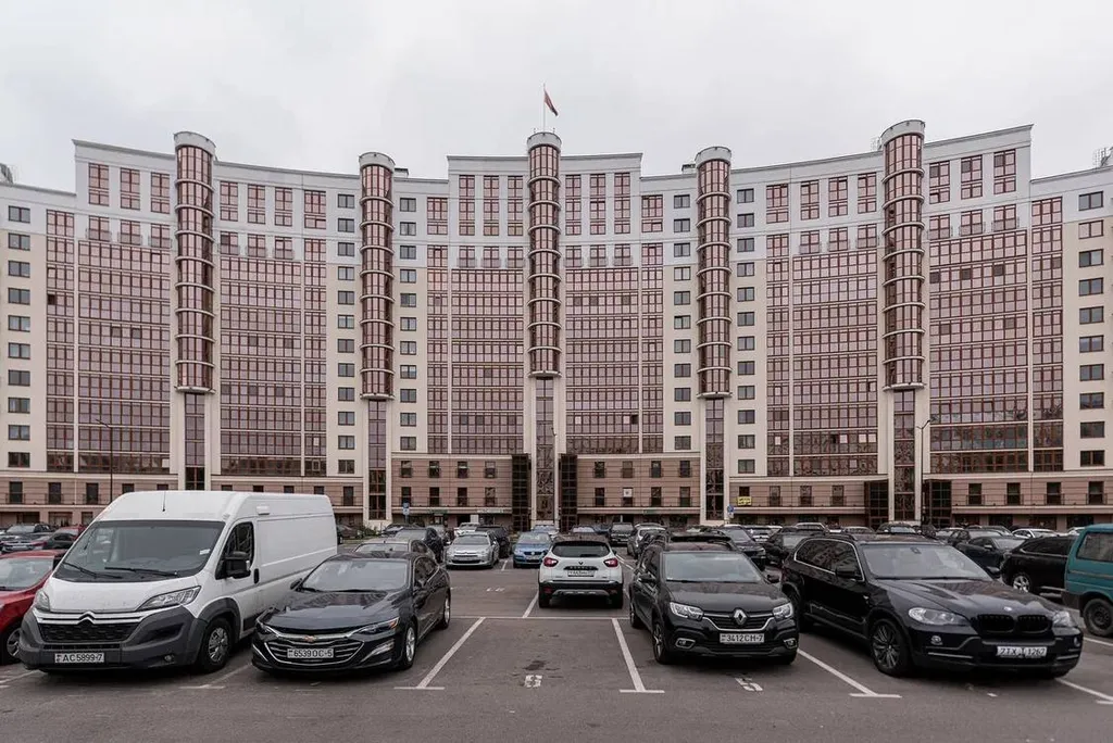 Дизайнерская студия с видом на парк