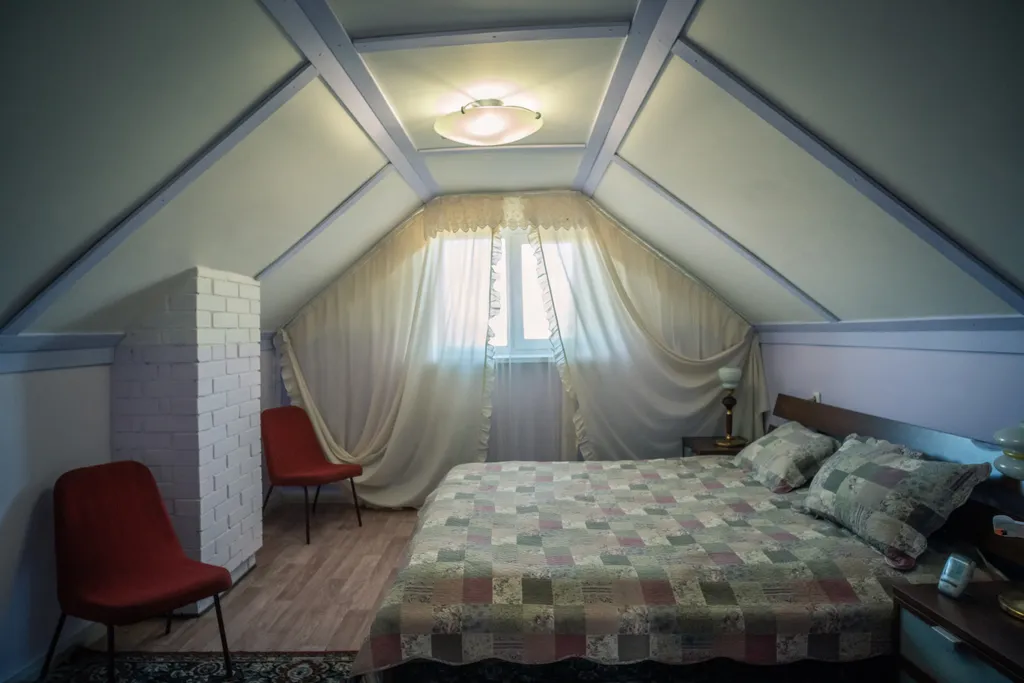 Дом у родника