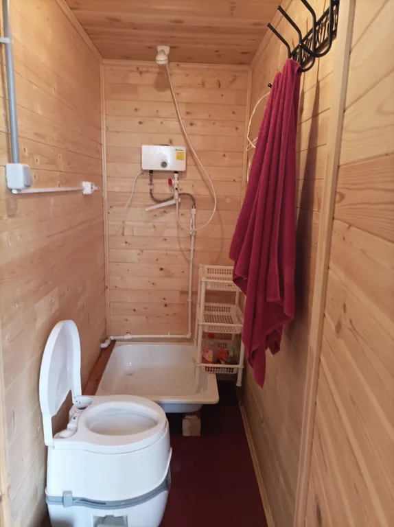 Домики у леса