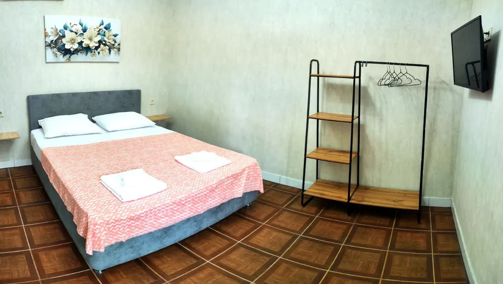 2 комнатный номер в гостинице kulikov house с бассейном