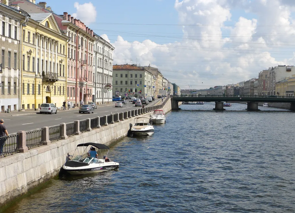 Комната в сердце города с видом на Фонтанку