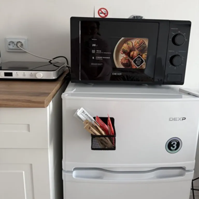 Уютная студия с видом на сквер Матери