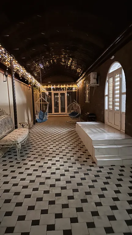 Целый просторный дом в центре