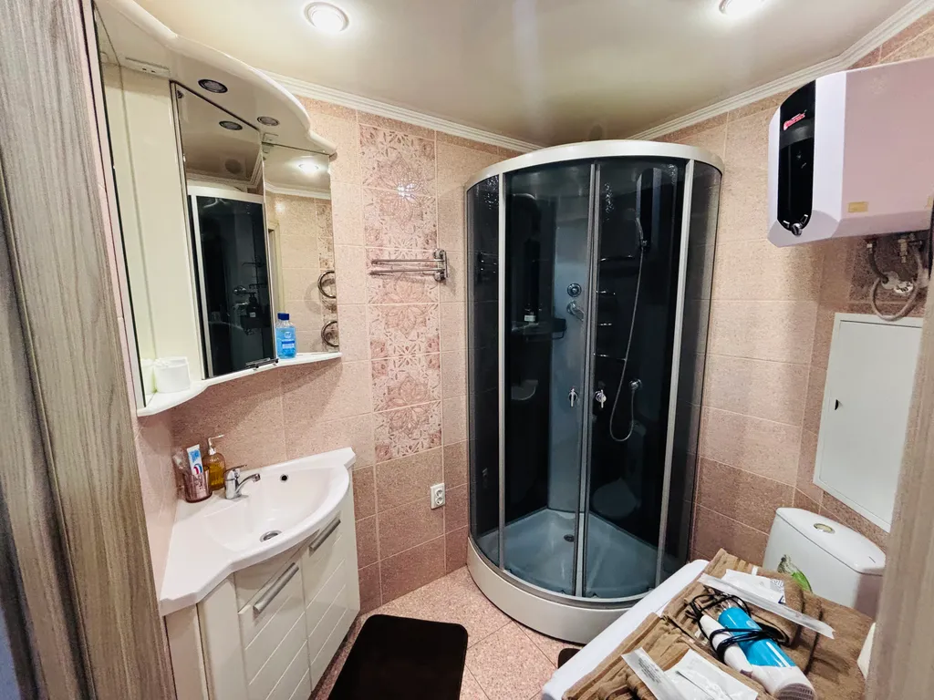 Комфортабельная евродвушка в тихом центре Курска-парк Бородино