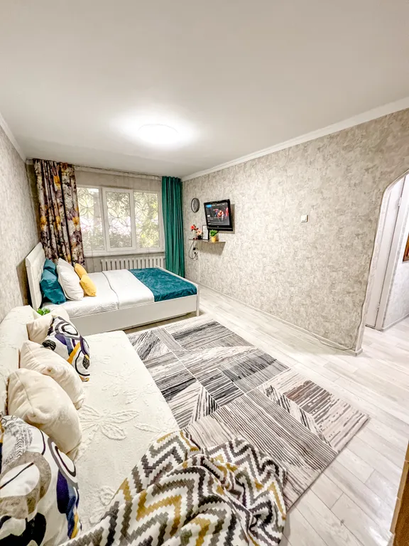 1-комнатная квартира в центре Алматы