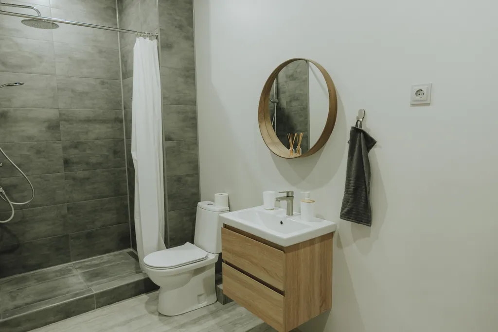 Комфортная квартира с огромной кроватью и матрасом Askona