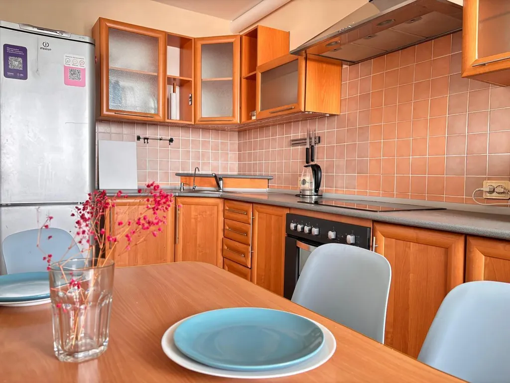 Квартира 2-комнатная просторная квартира в центре — Хабаровск