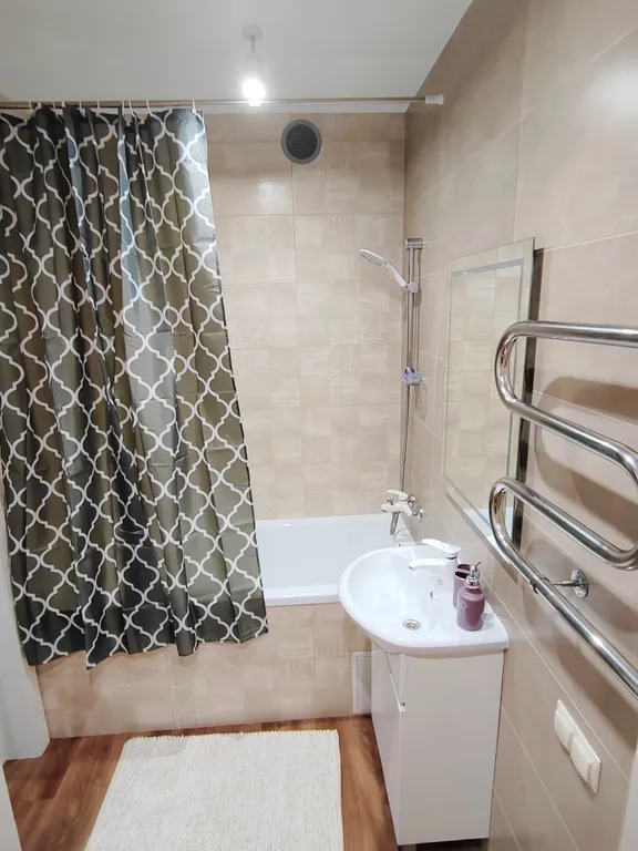 Апартамент у фонарей в новом доме, кондиционер