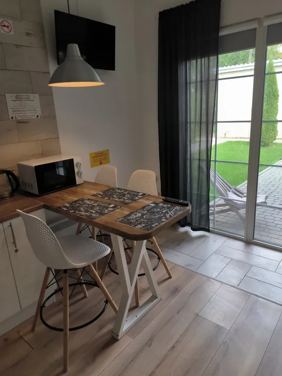 Уютная квартира в самом центре города, напротив института НПИ