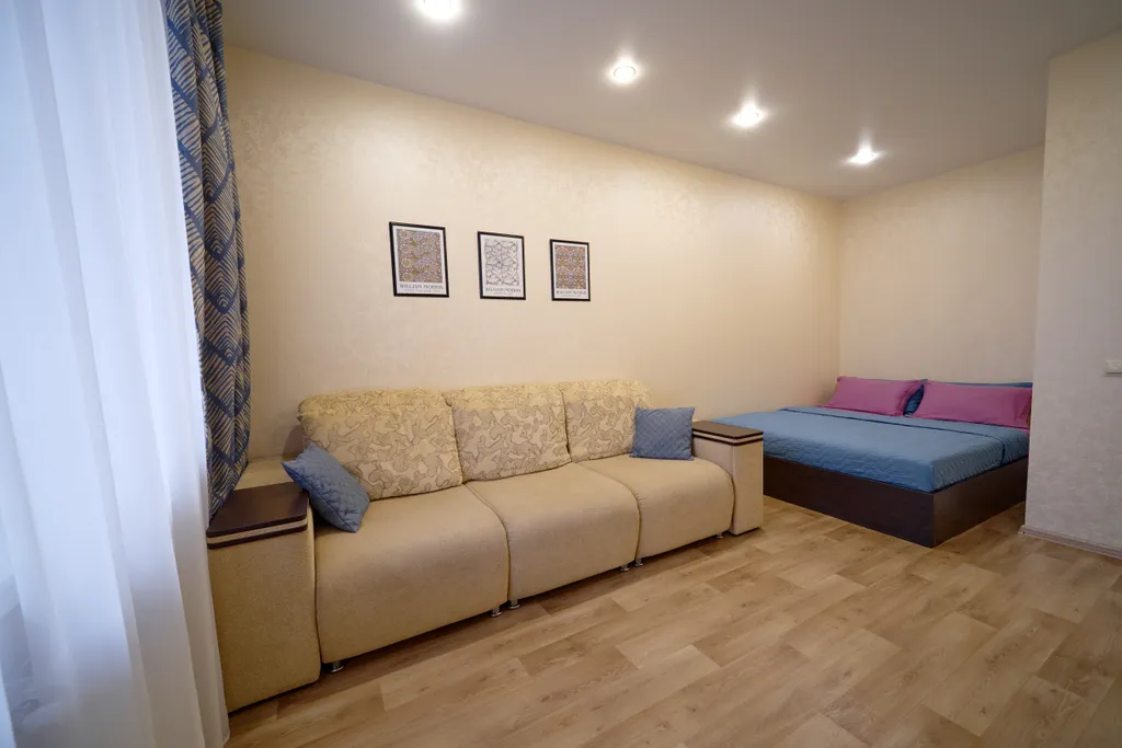 Квартира напротив набережной