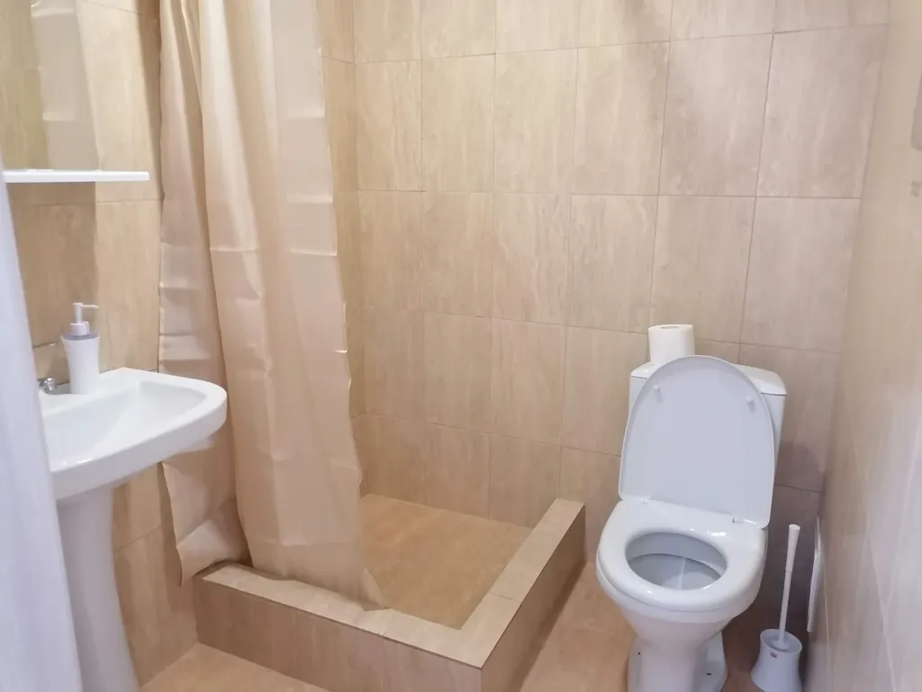 Комфортабельный двухкомнатный  номер с кухонной зоной