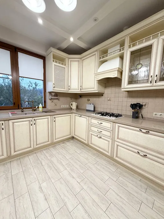 Просторный уютный коттедж с сауной и удобной транспортной развязкой