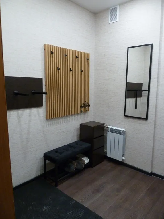 Двухкомнатная квартира около склона