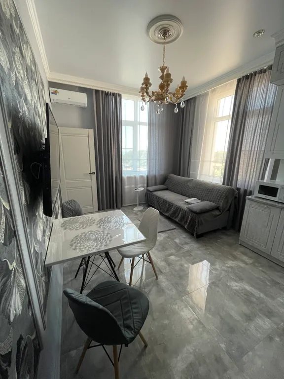 Уютная квартира в микрорайоне Черноморский с панорамным видом на море