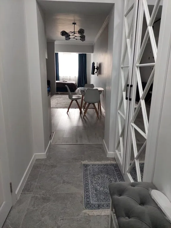 Квартира Романтическая студия в Молодежке — Алматы