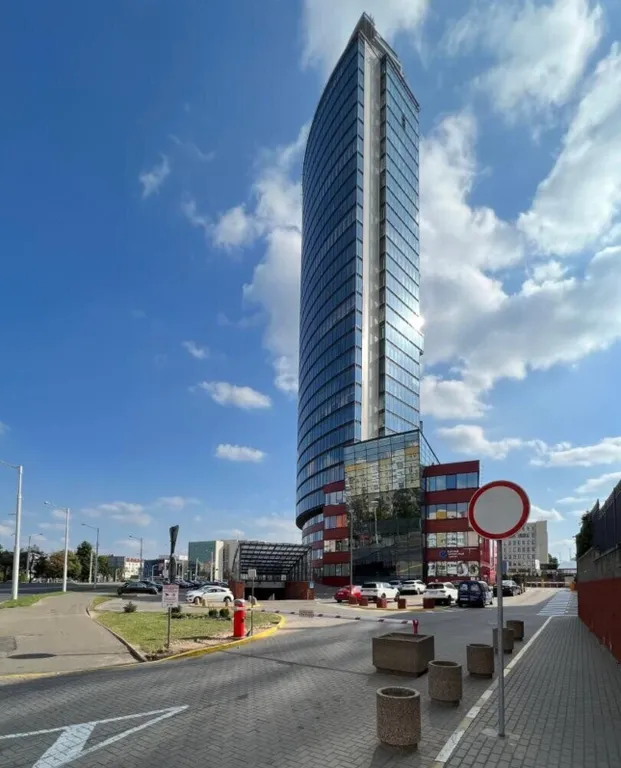 Vip апартаменты в парус-сити на 21 этаже, 101 метр, центр, 2 балкона