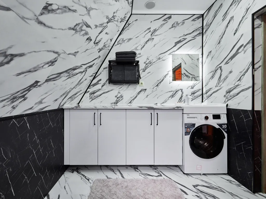 Частный дом с бассейном