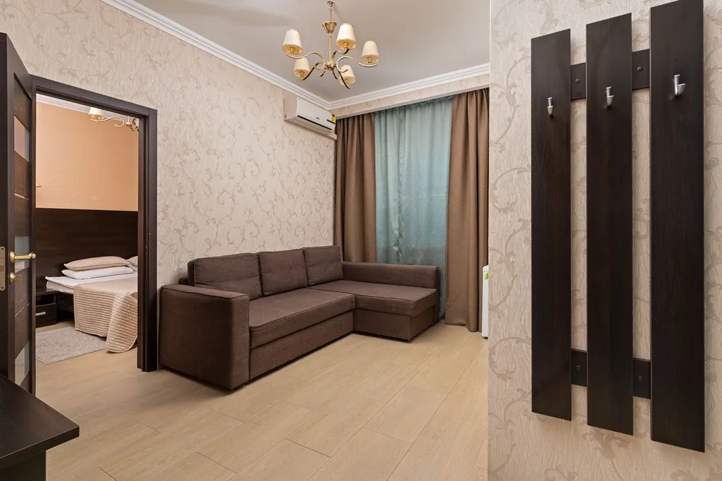 Квартира Двухкомнатный номер с подогреваемым бассейном и балконом — аренда посуточно в Геленджик