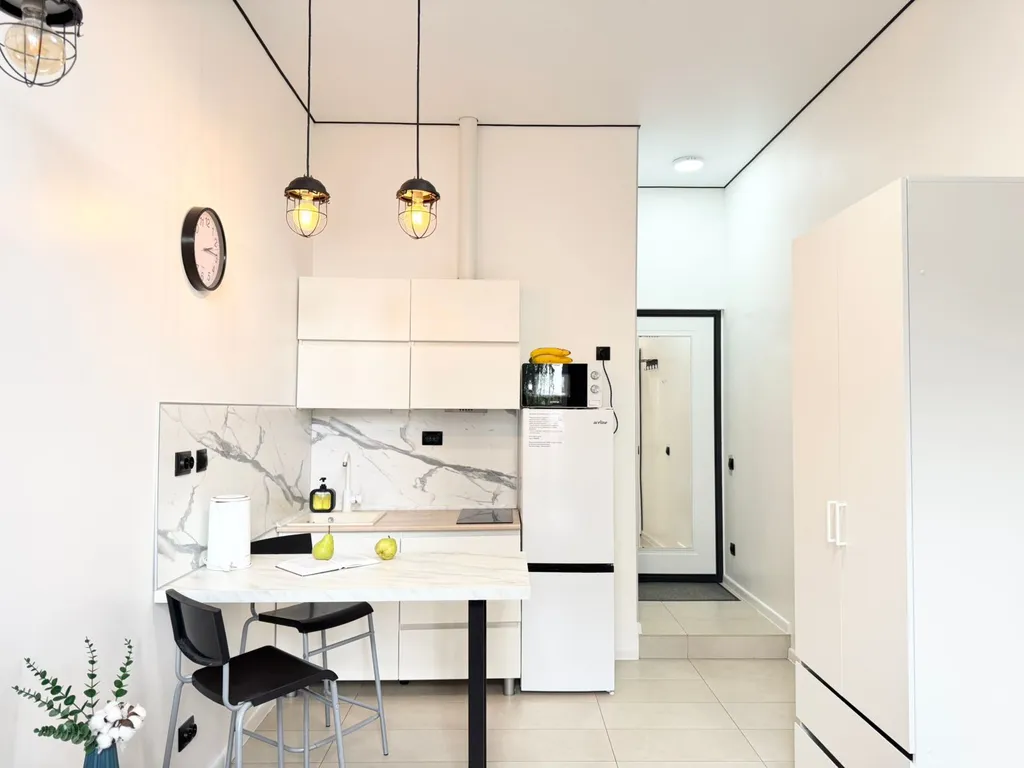 Студия с дизайнерским ремонтом