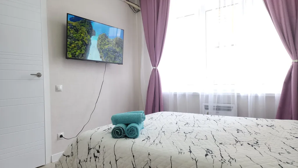 Шикарная евродвушка с видом на бассеин