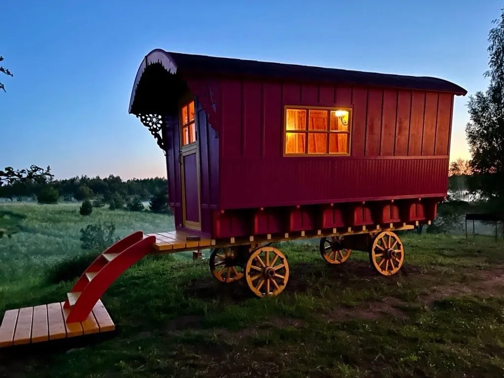 Уникальный арендный объект Кибитка на холме